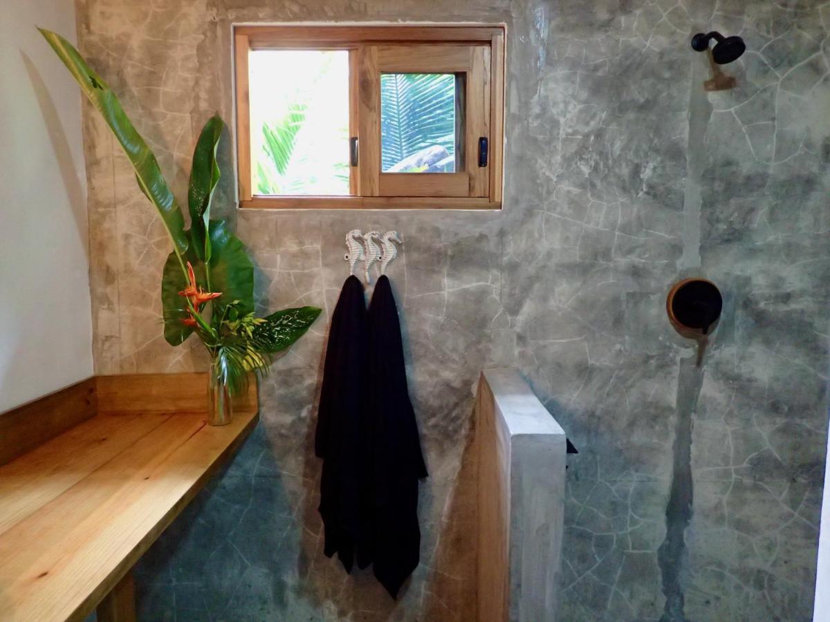 Casa Salvaje Vacation Rentals Бокас дел Торо Екстериор снимка